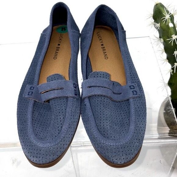 New Lucky Brand Caylon Blue Suede Perforated Loafers Flats‎ size 8 - Picture 3 of 8